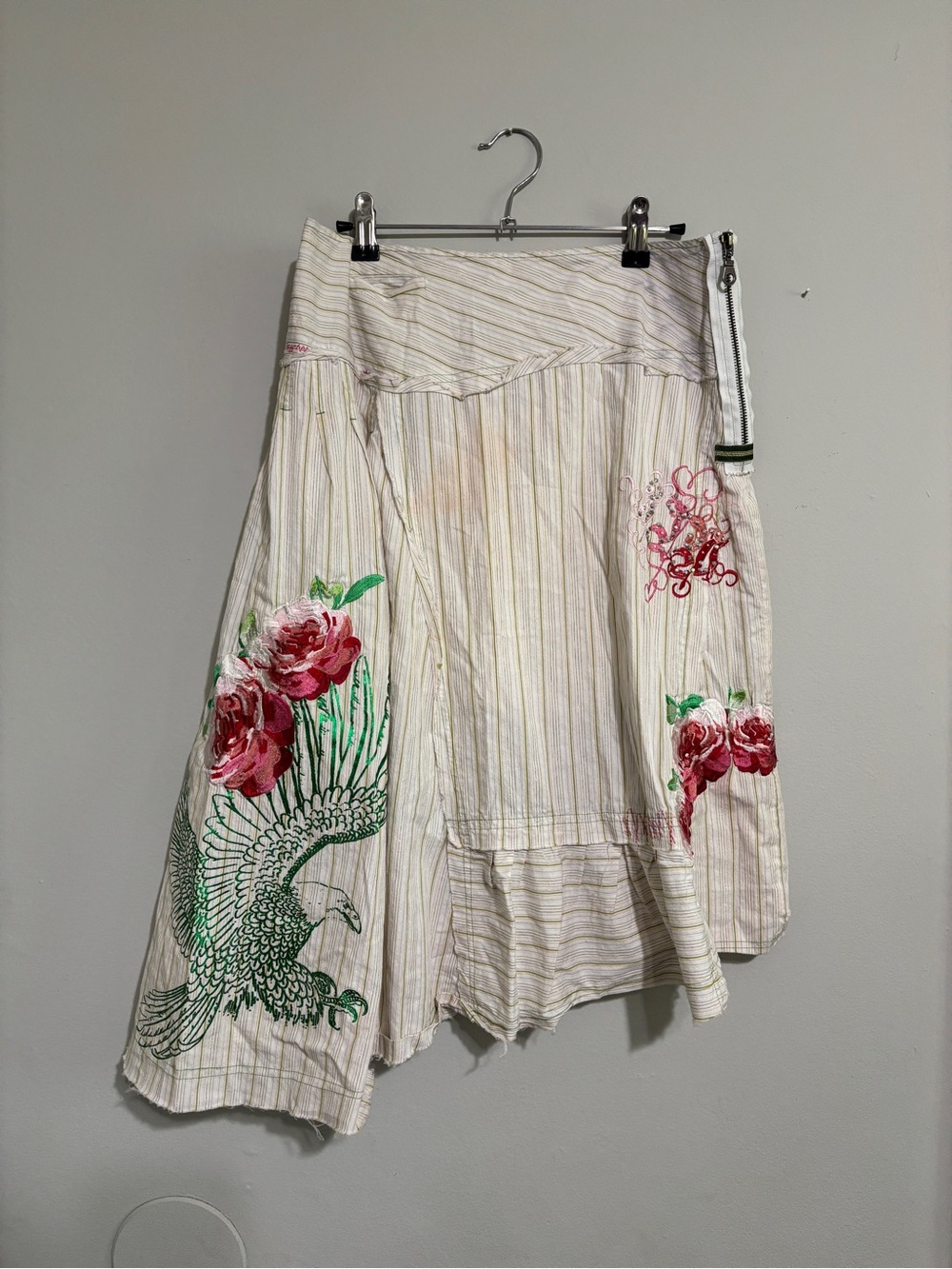 3J Workshop Johnny Was Asymmetric Skirt Y2K White Embroidered Bird Small